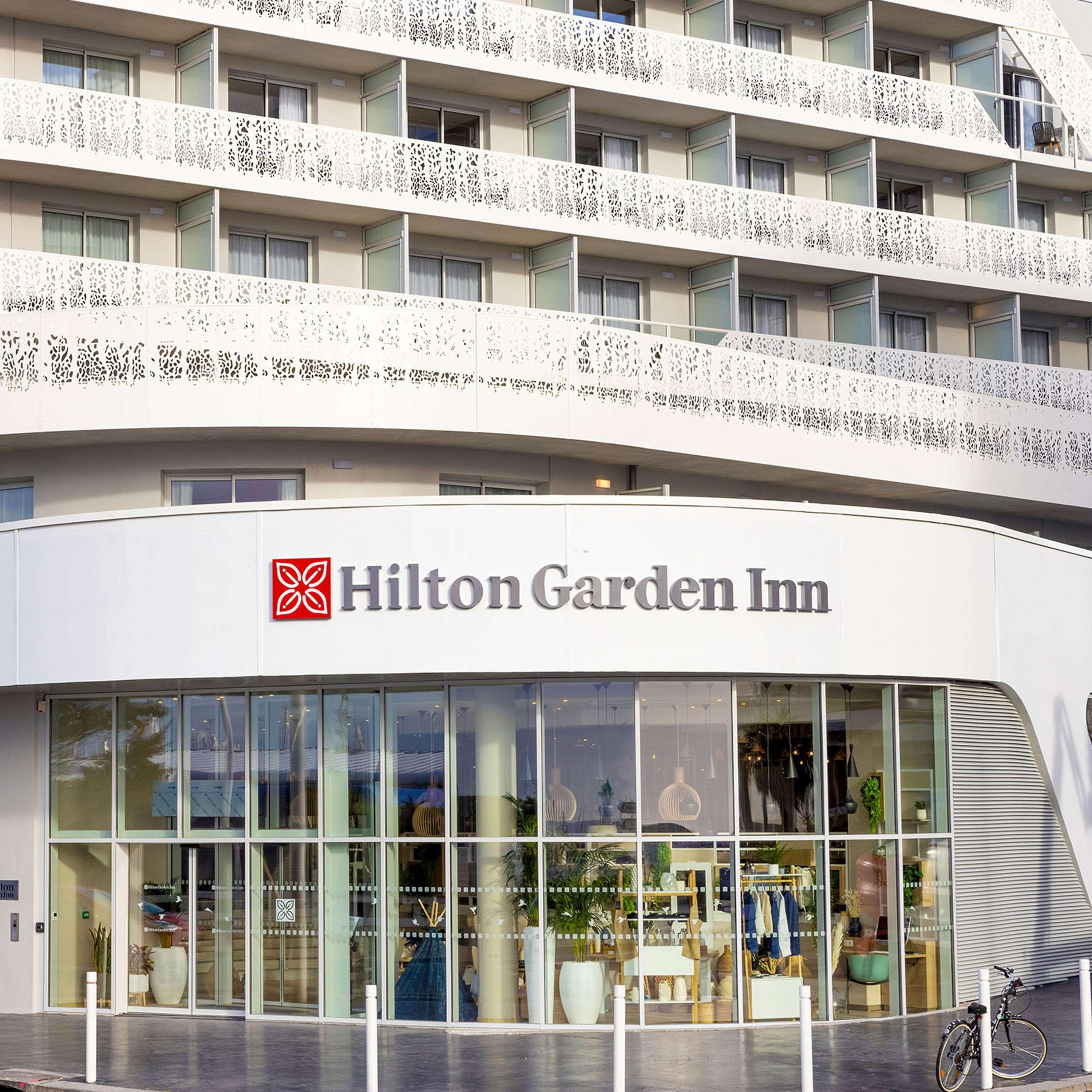 Hilton Garden Inn Le Havre Centre Exterior photo